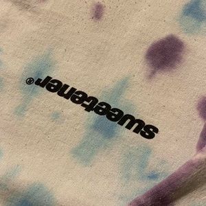 ARIANA GRANDE SWEETENER WORLD TOUR TIE-DYE CREWNECK